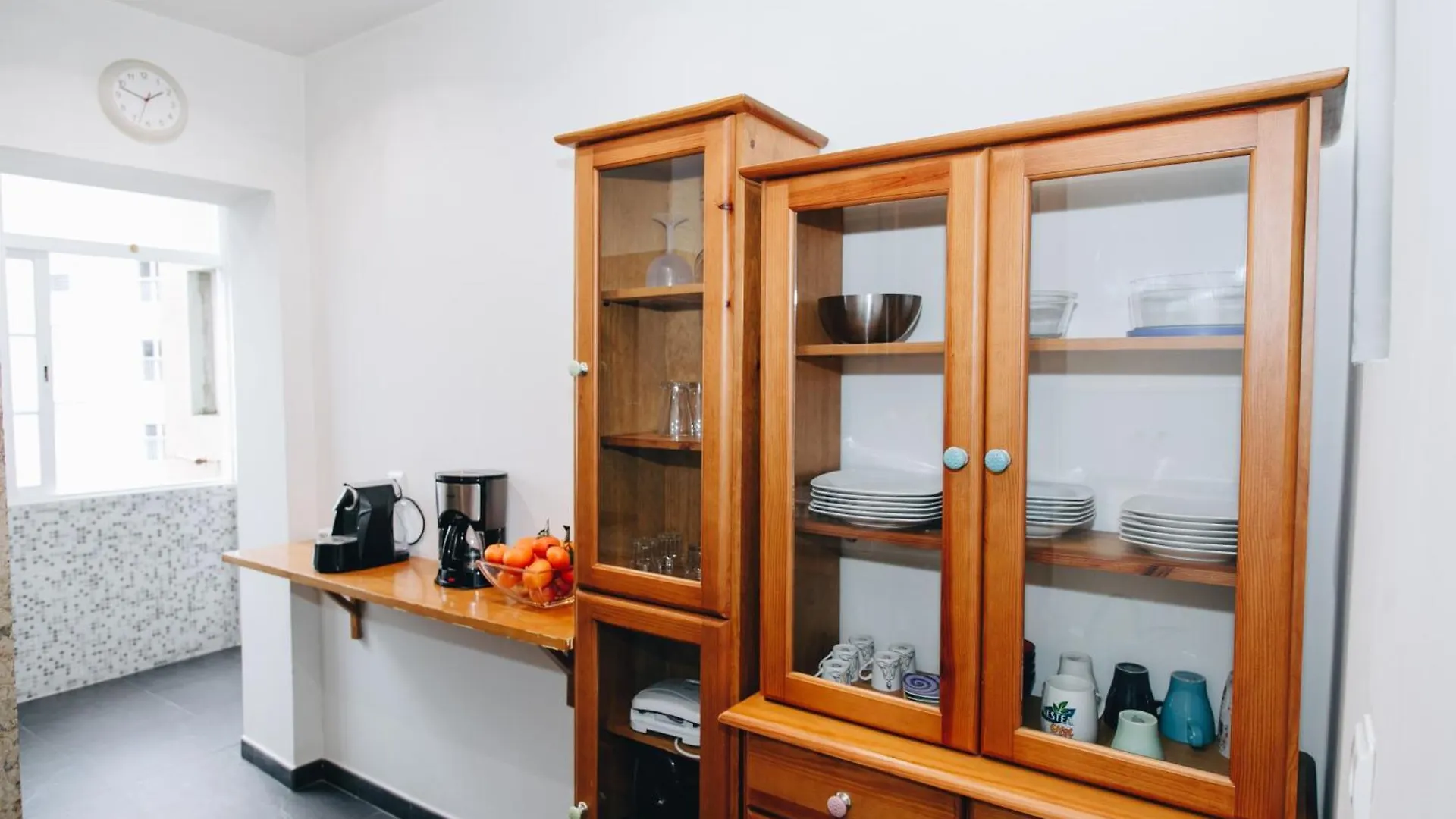 Cosy Apartment Near Feira Da Ladra Lisbon