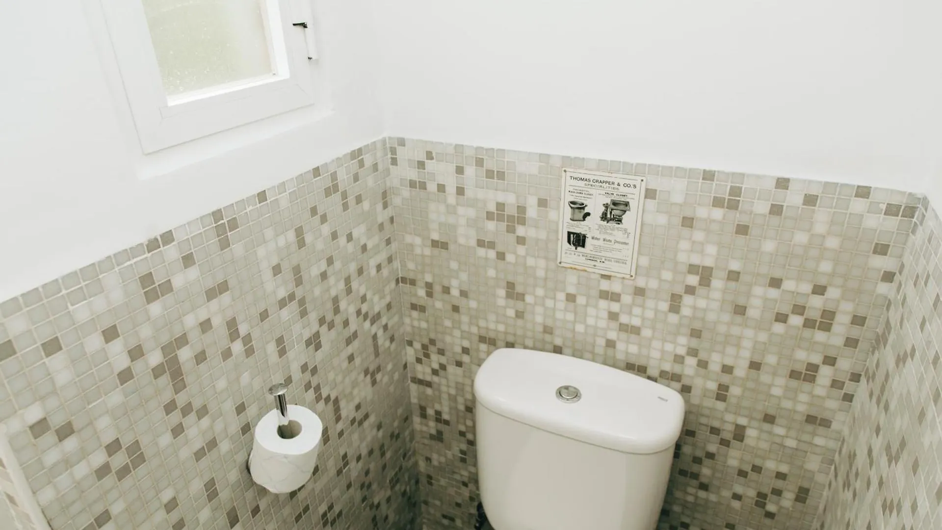 Cosy Apartment Near Feira Da Ladra Lisbon Portugal